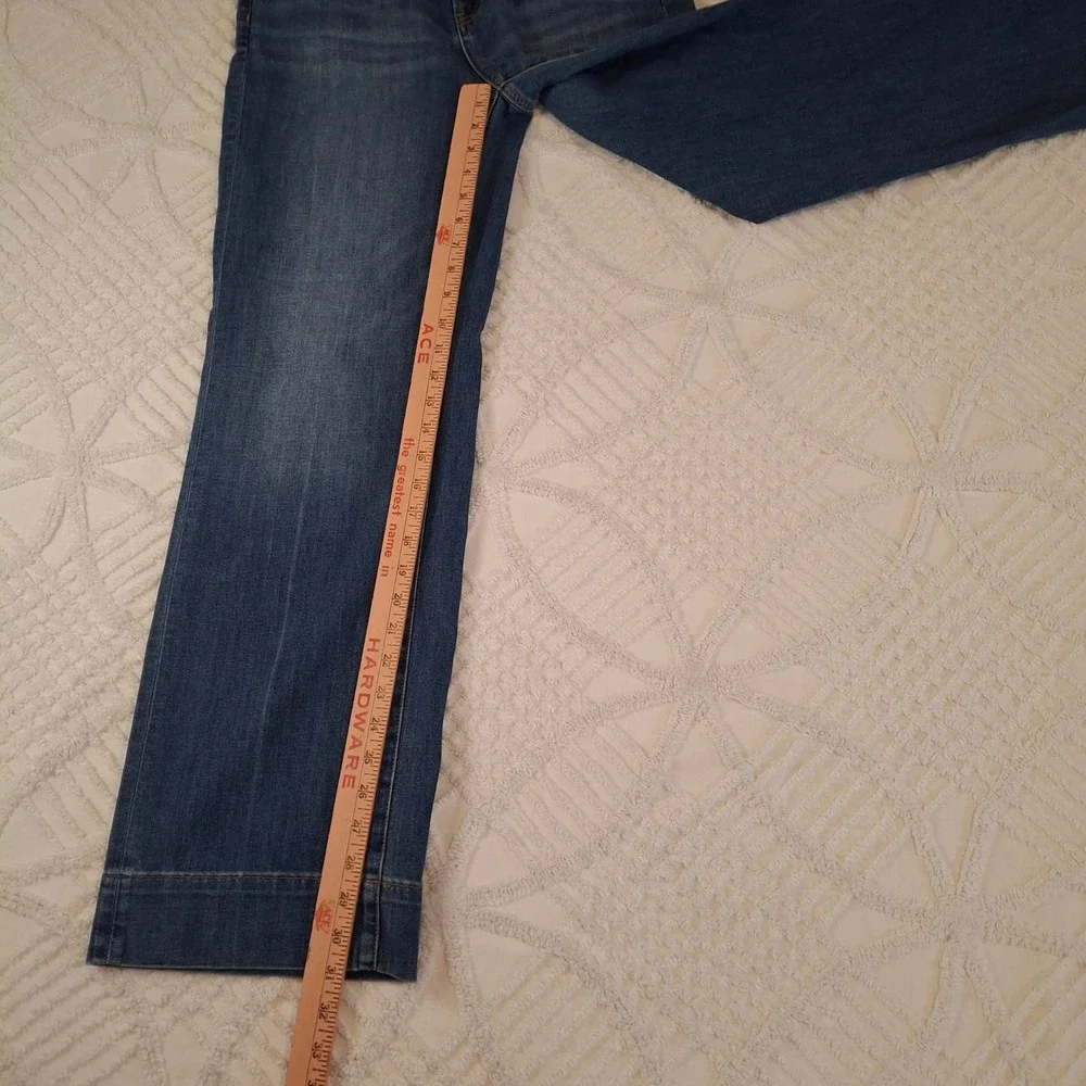 Chico's Women 8R 1R Blue Trouser Jeans Wide Leg Stretch Denim NWT